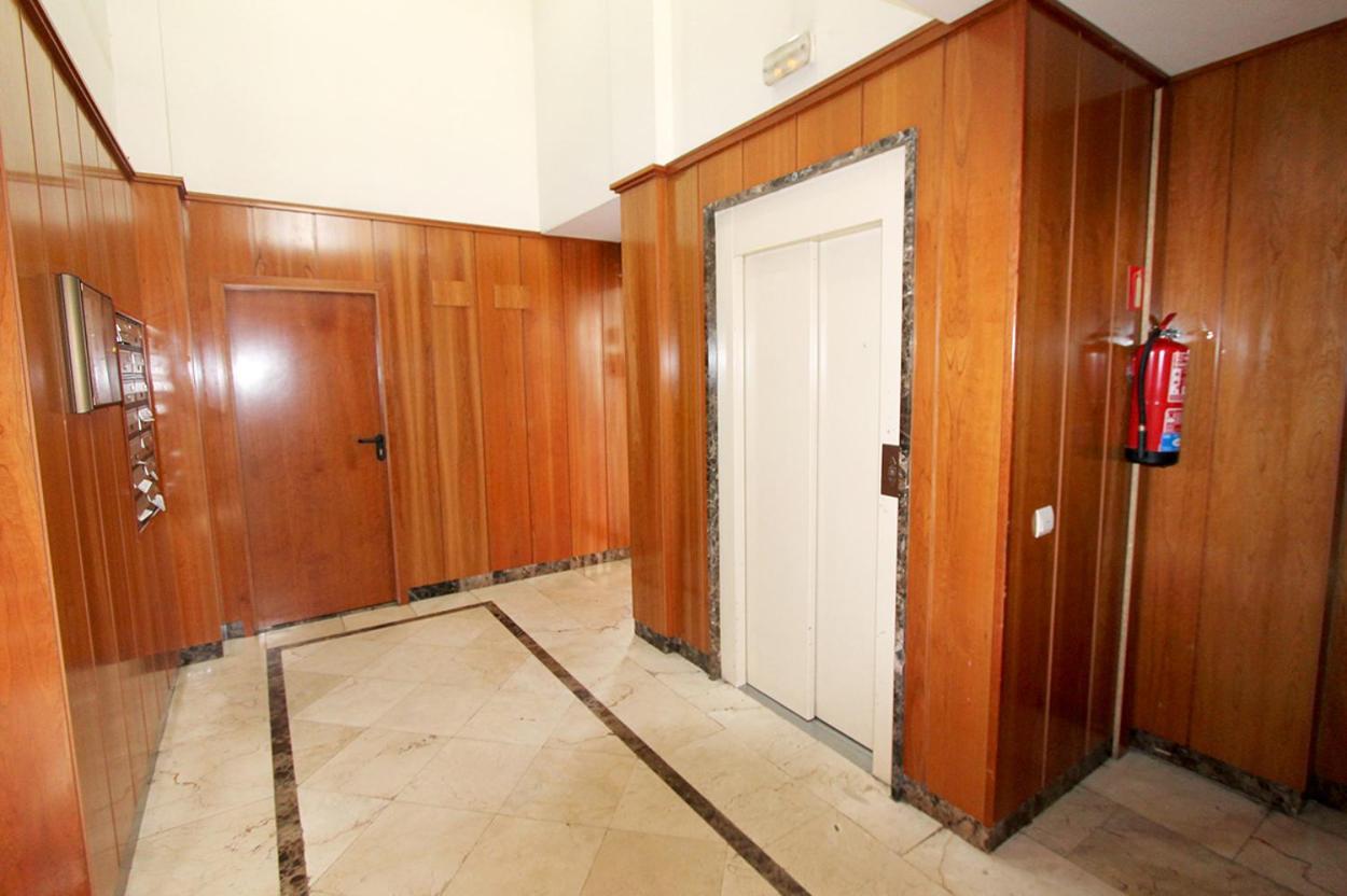 מדריד Apartamentos Castilla Luz Business מראה חיצוני תמונה