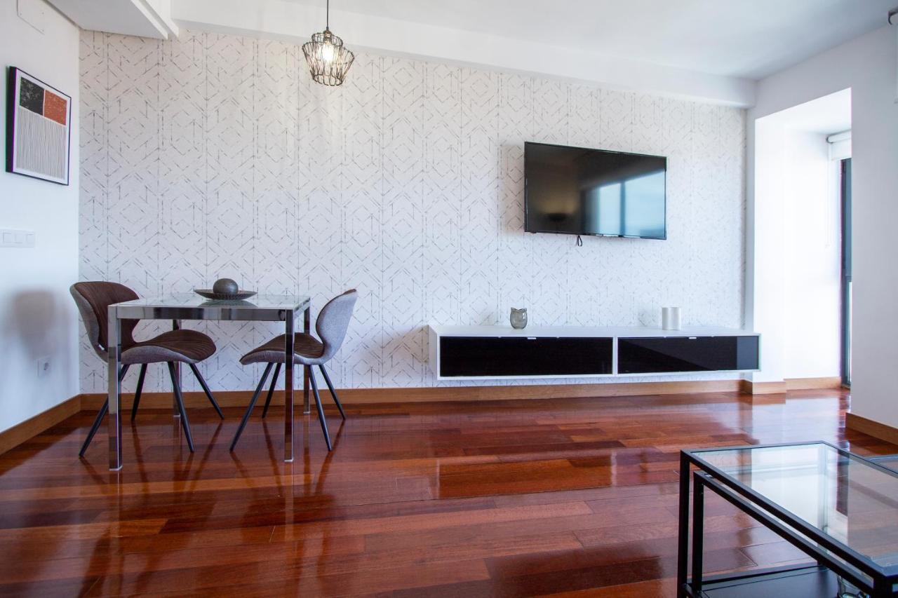 מדריד Apartamentos Castilla Luz Business מראה חיצוני תמונה
